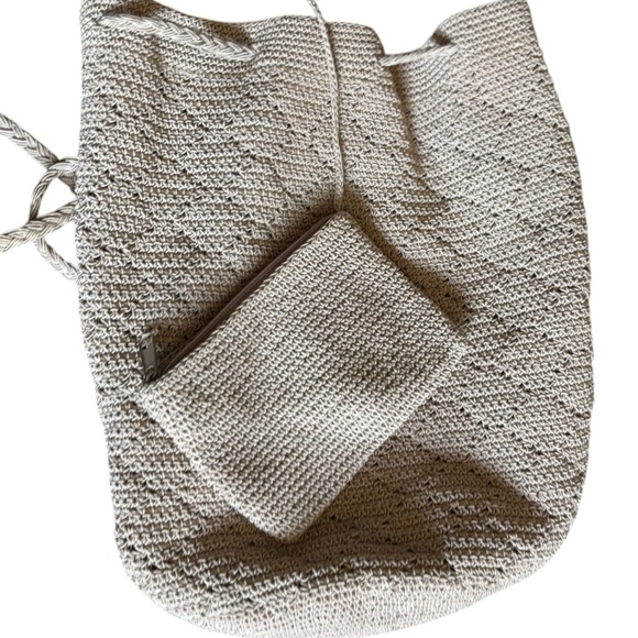 Carlo D’Santi Tan Soft Woven Backpack Bag with Matching Change Purse main image 8